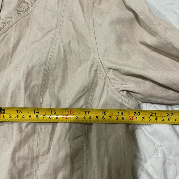 Y2K Beige Ruffle Trim jacket - Picture 5 of 6